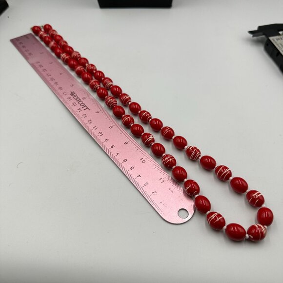 Vintage Lucite Bead Necklaces Lot Red White Marbled Lucite Chunky Layered Bold - Picture 11 of 12